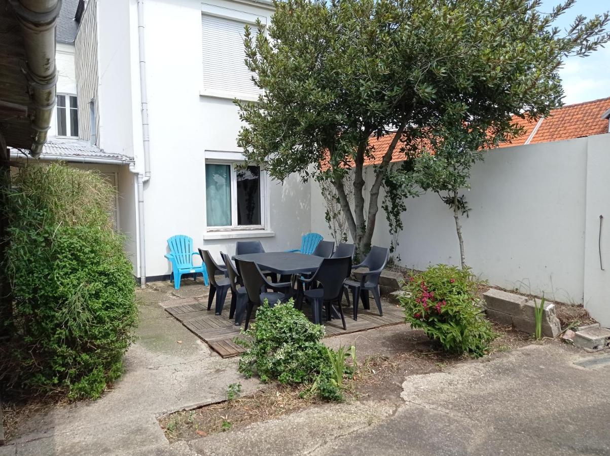 Appartement Duplex Avec Cour 10 Pers Berck Kültér fotó